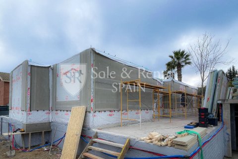 3 bedrooms house for sale in Lloret de Mar, Girona, Catalonia, Spain № 6791 - photo 13