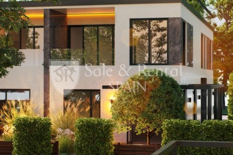3 bedrooms house for sale in Lloret de Mar, Girona, Catalonia, Spain № 6789 - photo 17