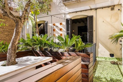 2 bedrooms apartment for sale in Barcelona, Catalonia, Spain № 4507 - photo 9