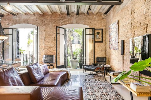 2 bedrooms apartment for sale in Barcelona, Catalonia, Spain № 4507 - photo 2