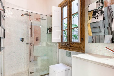 2 bedrooms apartment for sale in Barcelona, Catalonia, Spain № 4507 - photo 19