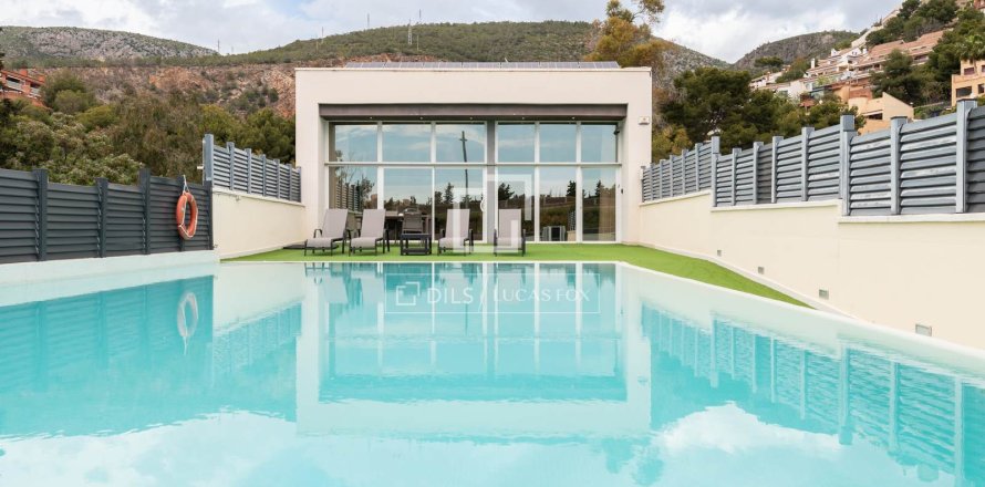 7 bedrooms villa for rent in Castelldefels, Barcelona, Catalonia, Spain № 4508