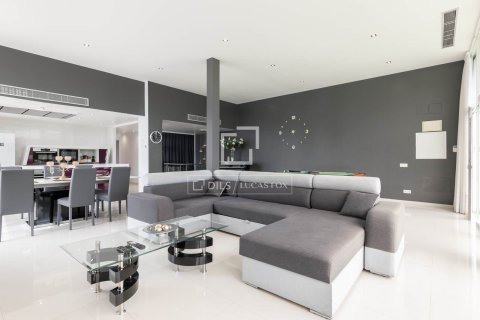 7 bedrooms villa for rent in Castelldefels, Barcelona, Catalonia, Spain № 4508 - photo 5