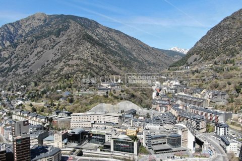 4 bedrooms duplex for sale in Principado De Andorra (Ninguna Poblacion Tiene C.P.), Lleida, Catalonia, Spain № 5337 - photo 16