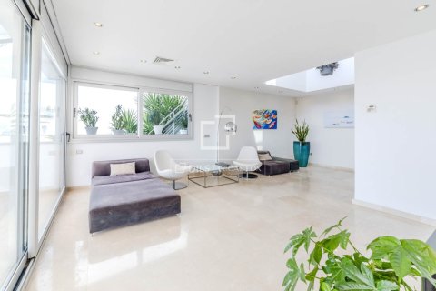 5 bedrooms villa for sale in Sitges, Barcelona, Catalonia, Spain № 6594 - photo 22