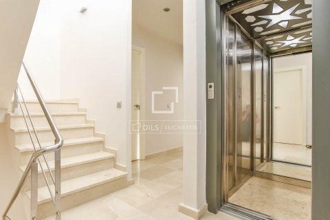 5 bedrooms villa for sale in Sitges, Barcelona, Catalonia, Spain № 6594 - photo 11