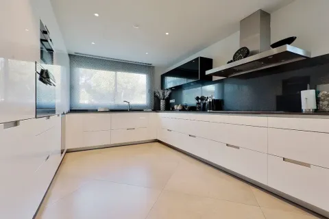 4 bedrooms house for sale in Gava, Barcelona, Catalonia, Spain № 1395 - photo 11
