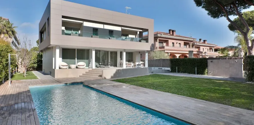 4 bedrooms house for sale in Gava, Barcelona, Catalonia, Spain № 1395