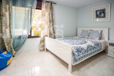 Купить дом в Кастельдефельс, Испания с 9 спален, 650м², № 5490 - фото 23