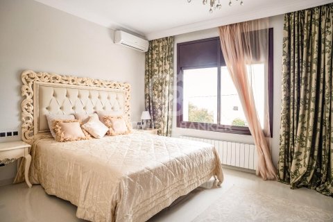 Купить дом в Кастельдефельс, Испания с 9 спален, 650м², № 5490 - фото 21