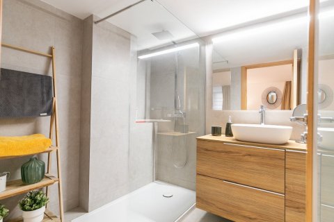 Купить квартиру в Барселона, Испания с 3 комнаты, № 1388 - фото 24