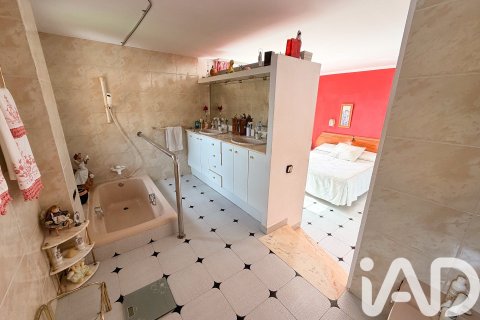6 chambres house à vendre à Vallirana, Barcelona, Catalonia, Spain № 7398 - photo 6