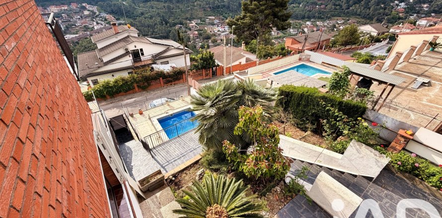 6 chambres house à vendre à Vallirana, Barcelona, Catalonia, Spain № 7398