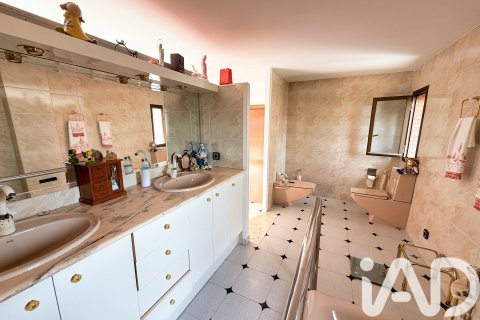 6 chambres house à vendre à Vallirana, Barcelona, Catalonia, Spain № 7398 - photo 5