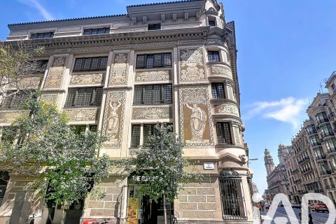 Купить квартиру в Барселона, Испания с 2 спальни, 103м², № 7402 - фото 30