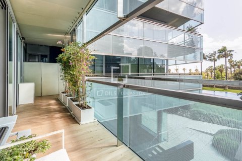 Apartamento de 2 dormitorios en venta en Barcelona, Cataluña, Spain № 7134 - foto 2