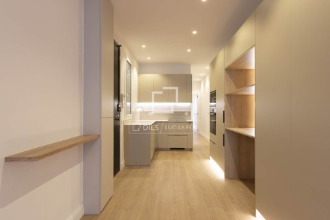 2 chambres apartment à vendre à Barcelona, Catalonia, Spain № 7137 - photo 27