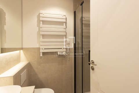2 chambres apartment à vendre à Barcelona, Catalonia, Spain № 7137 - photo 9