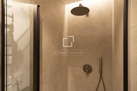 2 chambres apartment à vendre à Barcelona, Catalonia, Spain № 7137 - photo 8