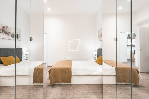 2 chambres apartment à vendre à Barcelona, Catalonia, Spain № 7136 - photo 2