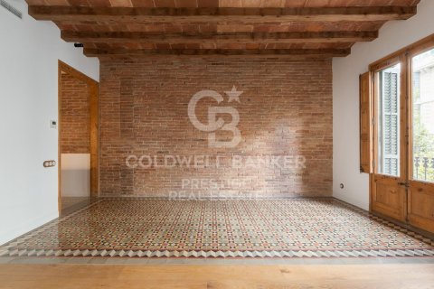 Apartamento de 3 dormitorios en venta en Barcelona, Cataluña, Spain № 5433 - foto 2