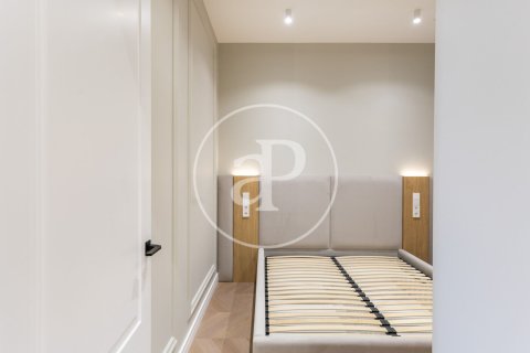 3 bedrooms apartment for sale in Eixample, Barcelona, Catalonia, Spain № 2441 - photo 22