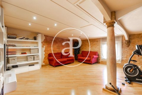 5 chambres apartment à vendre à Eixample, Barcelona, Catalonia, Spain № 2442 - photo 24