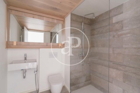 2 chambres apartment à vendre à Ciutat Vella, Barcelona, Catalonia, Spain № 2439 - photo 14