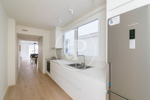2 chambres apartment à vendre à Ciutat Vella, Barcelona, Catalonia, Spain № 2438 - photo 7