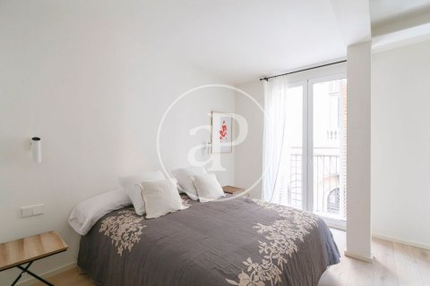 2 chambres apartment à vendre à Ciutat Vella, Barcelona, Catalonia, Spain № 2438 - photo 8