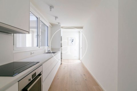 2 chambres apartment à vendre à Ciutat Vella, Barcelona, Catalonia, Spain № 2438 - photo 6