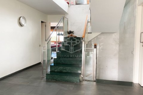 6 bedrooms villa for sale in Castelldefels, Barcelona, Catalonia, Spain № 926 - photo 27