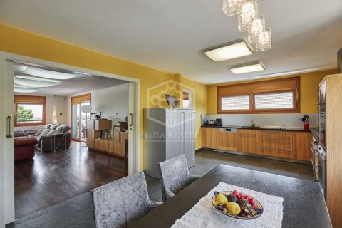 6 bedrooms villa for sale in Castelldefels, Barcelona, Catalonia, Spain № 926 - photo 16