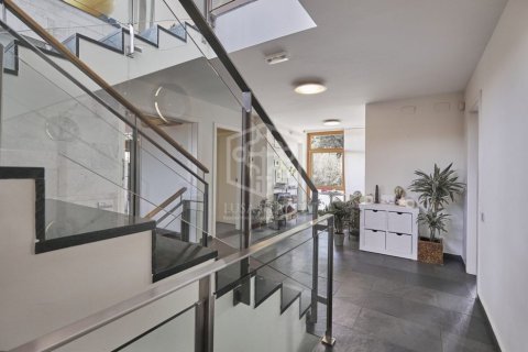 6 bedrooms villa for sale in Castelldefels, Barcelona, Catalonia, Spain № 926 - photo 28