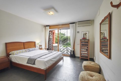 6 bedrooms villa for sale in Castelldefels, Barcelona, Catalonia, Spain № 926 - photo 21