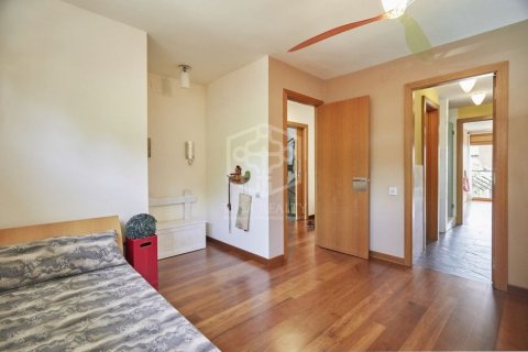 6 bedrooms villa for sale in Castelldefels, Barcelona, Catalonia, Spain № 926 - photo 23