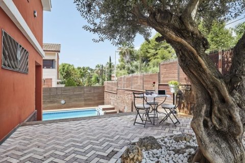 6 bedrooms villa for sale in Castelldefels, Barcelona, Catalonia, Spain № 926 - photo 5