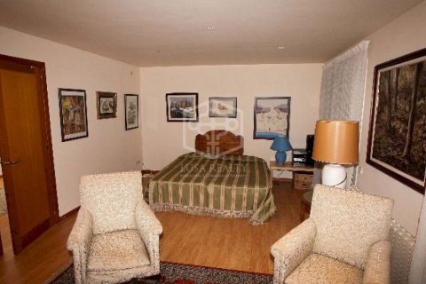 Купить виллу в Кабрильс, Испания с 6 спален, 700м², № 924 - фото 12