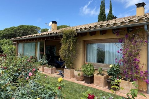 3 chambres villa à vendre à Sant Andreu de Llavaneres, Barcelona, Catalonia, Spain № 925 - photo 3