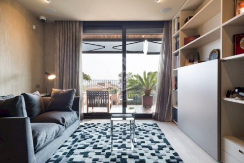 4 bedrooms apartment for sale in Barcelona, Catalonia, Spain № 922 - photo 15