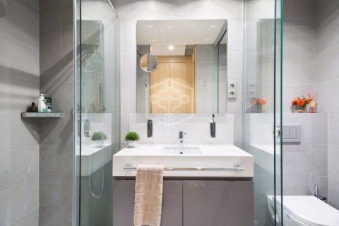 4 bedrooms apartment for sale in Barcelona, Catalonia, Spain № 922 - photo 13