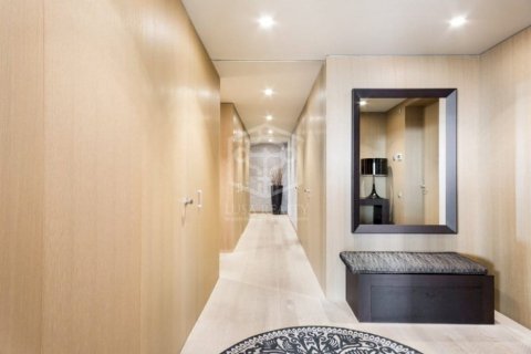 4 bedrooms apartment for sale in Barcelona, Catalonia, Spain № 922 - photo 17