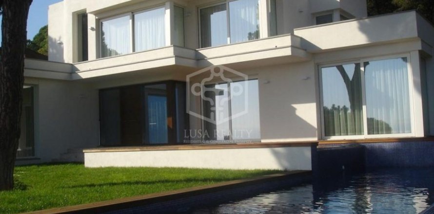 4 bedrooms villa for sale in Blanes, Girona, Catalonia, Spain № 923