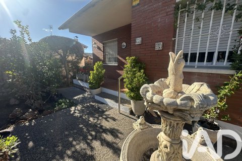 4 bedrooms house for sale in Parets del Vallès, Barcelona, Catalonia, Spain № 4883