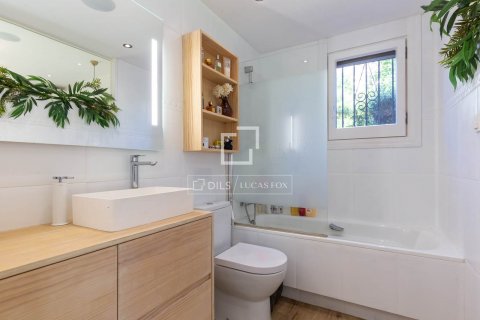 4 bedrooms apartment for sale in Esplugues de Llobregat, Barcelona, Catalonia, Spain № 8717 - photo 22