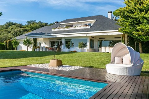 5 bedrooms house for sale in Sant Andreu de Llavaneres, Barcelona, Catalonia, Spain № 1369 - photo 6