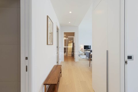 2 bedrooms apartment for sale in Barcelona, Catalonia, Spain № 7074 - photo 15