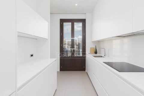 2 bedrooms apartment for sale in Barcelona, Catalonia, Spain № 7074 - photo 25