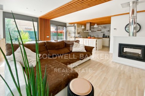 3 bedrooms house for sale in L'Escala, Girona, Catalonia, Spain № 7986 - photo 17