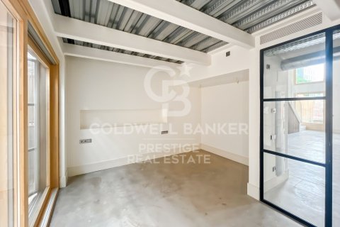 2 bedrooms duplex for sale in Barcelona, Catalonia, Spain № 7989 - photo 25